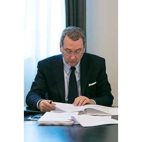 Sergio Bolzonello (Vicepresidente Regione FVG e assessore Attività produttive, Commercio, Cooperazione, Risorse agricole e forestali) durante la riunione della Giunta regionale del FVG - Udine 14/11/2014