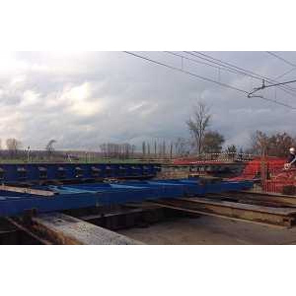 Cantiere dei lavori in corso sotto i binari della linea ferroviaria Palmanova-Cervignano, sul tratto stradale compreso fra Strassoldo e la strada statale 14 - Cervignano del Friuli 18/11/2014