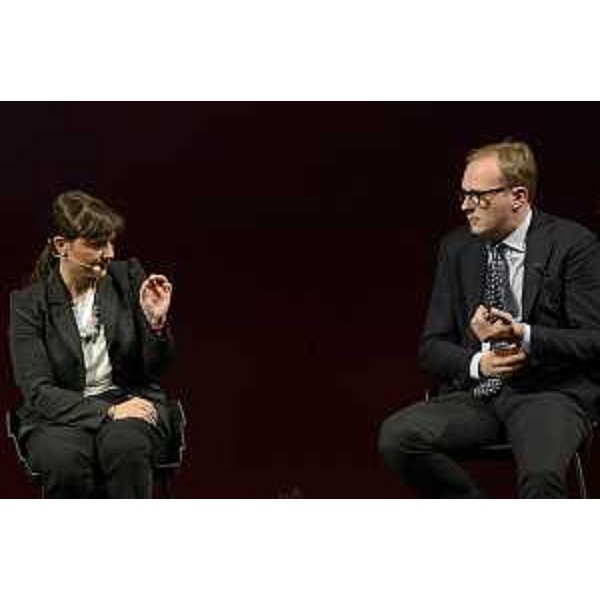 Debora Serracchiani (Presidente Regione Friuli Venezia Giulia) intervistata da Tommaso Cerno (Direttore Messaggero Veneto) alla cerimonia di Premiazione del Lavoro e del Progresso economico, della Camera di Commercio, LXI edizione "Nuove prospettive", al Teatro Nuovo - Udine 24/11/2014