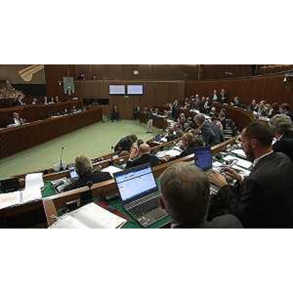 Lavori del Consiglio regionale sul disegno di legge di "Riordino del sistema Regione-Autonomie locali nel Friuli Venezia Giulia. Ordinamento delle Unioni territoriali intercomunali e riallocazione di funzioni amministrative" - Trieste 26/11/2014