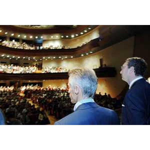 Riccardo Illy (Presidente Regione Friuli Venezia Giulia) e Sergio Bolzonello (Sindaco Pordenone) all'inaugurazione di "pordenonelegge.it", al Teatro Comunale Giuseppe Verdi di Pordenone. (Pordenone 21/09/07) 