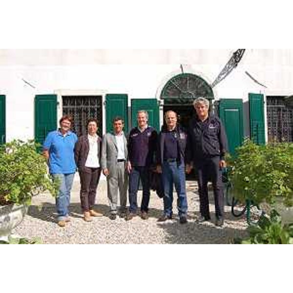 Gianfranco Moretton (Vicepresidente Regione Friuli Venezia Giulia e Assessore regionale Protezione civile) con Guido Bertolaso (Capo Dipartimento nazionale Protezione civile) nel corso della Festa dell'equinozio d'autunno a Villa Manin di Clauiano. (Clauiano 23/09/07)