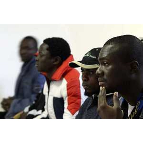 Immigrati richiedenti asilo, ospiti nelle strutture d'accoglienza, che svolgeranno attività di volontariato - Nimis 11/12/2014