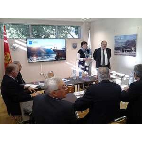 Workshop istituzionale-operativo tra una delegazione del Friuli Venezia Giulia, i rappresentanti dei porti montenegrini di Kotor, Porto Montenegro (Tivat), Budva e Bar e le agenzie portuali che si occupano delle rotte e degli ormeggi dei grandi yacht nell'Adriatico - Kotor (Cattaro) 12/12/2014