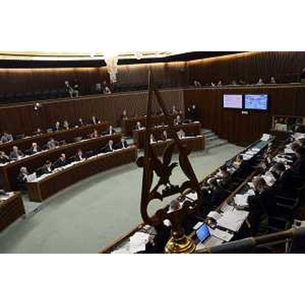 L'Aula durante i lavori del Consiglio regionale sulla Finanziaria 2015 - Trieste 17/12/2014