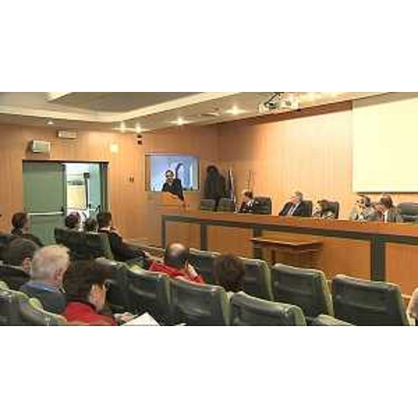 Roberto Del Piano (Comandante Provinciale Carabinieri Udine), Claudio Cracovia (Questore Udine), Provvidenza Delfina Raimondo (Prefetto Udine), Lino Not (Commissario straordinario Comunità Montana Carnia) e Gianni Torrenti (Assessore regionale Immigrazione) all'incontro con i sindaci dell'Alto Friuli sull'emergenza rifugiati richiedenti asilo, nella sede della Comunità Montana della Carnia - Tolmezzo 14/01/2015