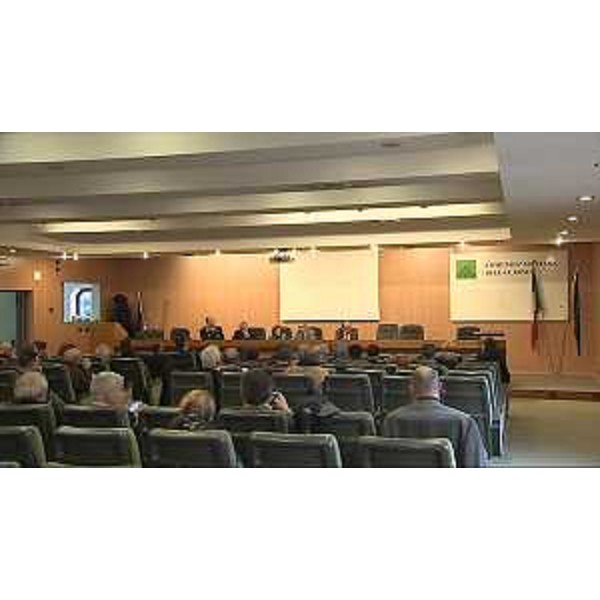 Roberto Del Piano (Comandante Provinciale Carabinieri Udine), Claudio Cracovia (Questore Udine), Provvidenza Delfina Raimondo (Prefetto Udine), Lino Not (Commissario straordinario Comunità Montana Carnia) e Gianni Torrenti (Assessore regionale Immigrazione) all'incontro con i sindaci dell'Alto Friuli sull'emergenza rifugiati richiedenti asilo, nella sede della Comunità Montana della Carnia - Tolmezzo 14/01/2015