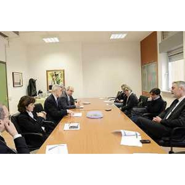 Debora Serracchiani (Presidente Regione Friuli Venezia Giulia), Maria Sandra Telesca (Assessore regionale Salute), Paolo Panontin (Assessore regionale Funzione pubblica) e Adriano Marcolongo (Direttore centrale Salute Regione FVG) incontrano Paolo Bordon [Direttore generale Azienda Assistenza Sanitaria (AAS) n. 5 "Friuli Occidentale"], all'Ospedale Santa Maria degli Angeli - Pordenone 16/01/2015