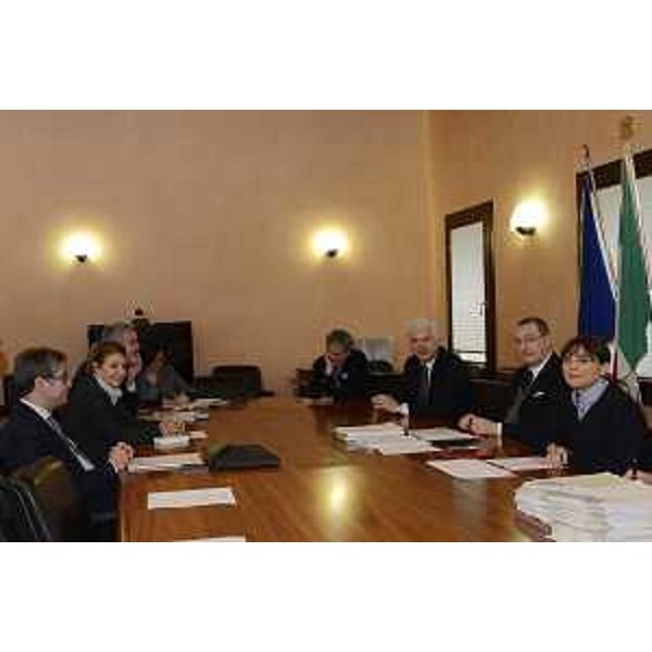La riunione della Giunta regionale, presieduta da Debora Serracchiani (Presidente Regione Friuli Venezia Giulia), con Claudio Pedrotti (Sindaco Pordenone), nella sede della Regione FVG - Pordenone 16/01/2015