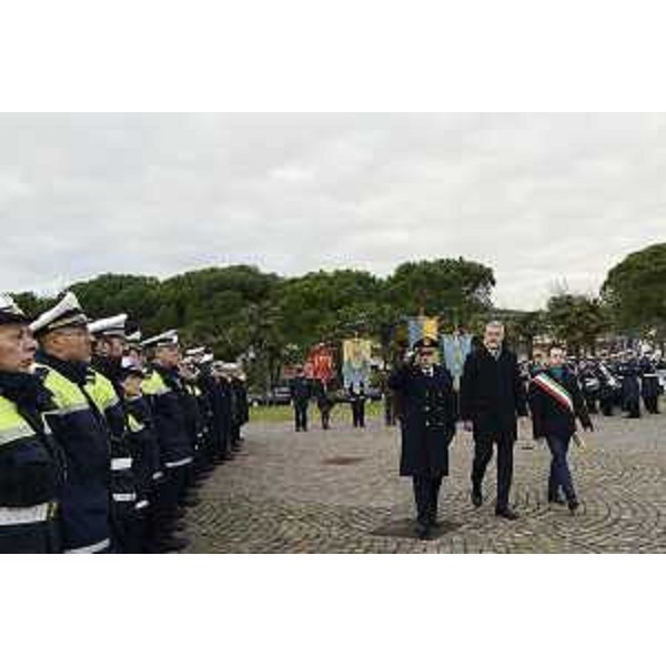 Sergio Abbate (Comandante Corpo Polizia Municipale e direttore di Area Polizia Locale e Sicurezza Trieste), Paolo Panontin (Assessore regionale Funzione pubblica e Autonomie locali) e Luca Fanotto (Sindaco Lignano Sabbiadoro) alla VI Giornata della Polizia Locale del FVG - Lignano Sabbiadoro 20/01/2015