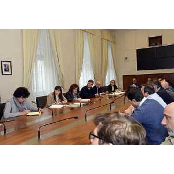 Loredana Panariti (Assessore regionale Lavoro), Debora Serracchiani (Presidente Regione Friuli Venezia Giulia) e Adele Pino (Assessore Lavoro Provincia Trieste) incontrano le organizzazioni sindacali e i rappresentanti dei lavoratori degli stabilimenti del Gruppo Burgo di Duino (TS) e Tolmezzo (UD) - Trieste 21/01/2015