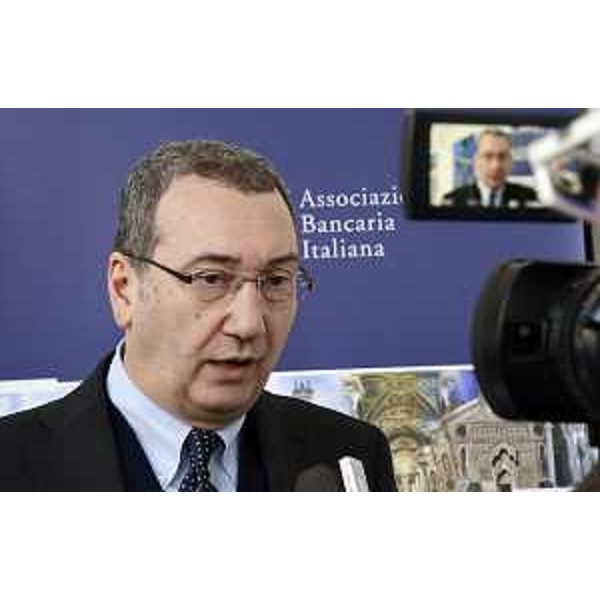 Sergio Bolzonello (Vicepresidente Regione FVG e assessore Attività produttive) all' "Incontro sul territorio" dedicato dall'Associazione Bancaria Italiana (ABI) al FVG - Udine 24/01/2015