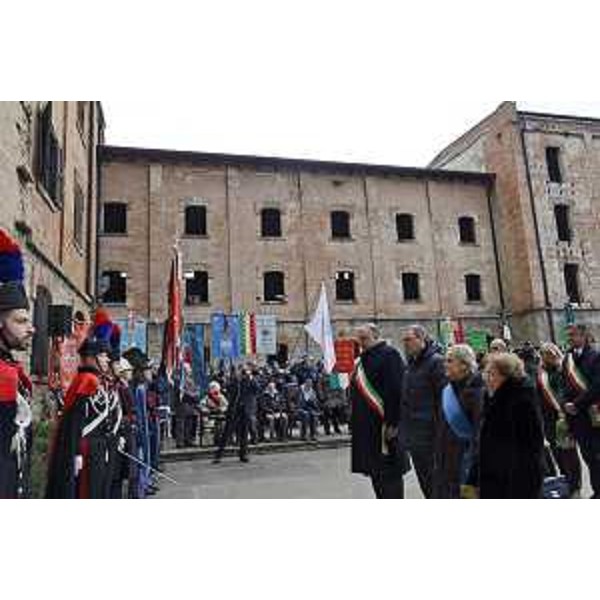 Roberto Cosolini (Sindaco Trieste), Sergio Bolzonello (Vicepresidente Regione Friuli Venezia Giulia), Maria Teresa Bassa Poropat (Presidente Provincia Trieste) e Francesca Adelaide Garufi (Prefetto Trieste) alla celebrazione del Giorno della Memoria alla Risiera di San Sabba - Trieste 27/01/2015
