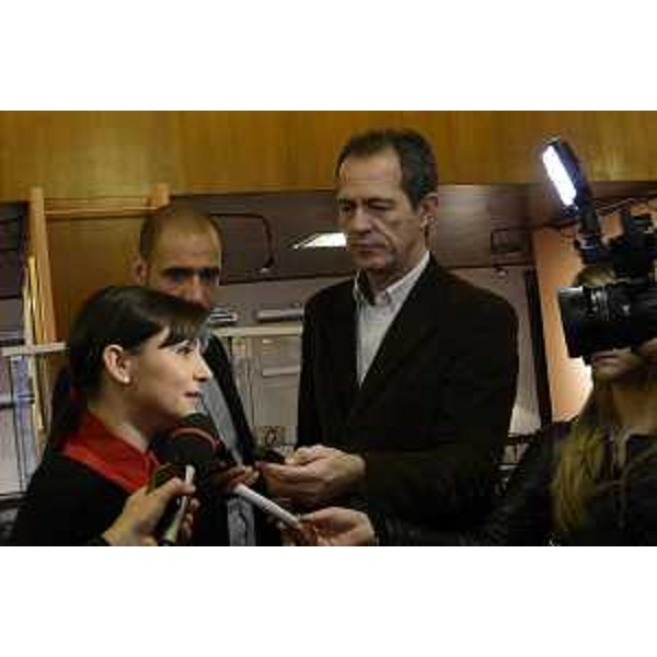 Interviste a Debora Serracchiani (Presidente Regione Friuli Venezia Giulia) a margine della diretta della Cerimonia solenne di Giuramento e del messaggio alla Nazione del Capo dello Stato Sergio Mattarella, nell'Aula del Consiglio regionale - Trieste 03/02/2015