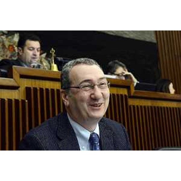Sergio Bolzonello (Vicepresidente Regione FVG e assessore Attività produttive, Commercio, Cooperazione, Risorse agricole e forestali) durante i lavori del Consiglio regionale - Trieste 04/02/2015