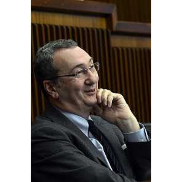 Sergio Bolzonello (Vicepresidente Regione FVG e assessore Attività produttive, Commercio, Cooperazione, Risorse agricole e forestali) durante i lavori consiliari di approvazione della legge regionale "Rilancimpresa" (Piano di sviluppo del settore industriale del FVG) - Trieste 05/02/2015
