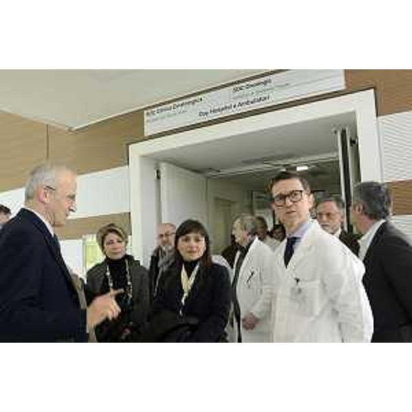 Maria Sandra Telesca (Assessore regionale Salute) e Debora Serracchiani (Presidente Regione Friuli Venezia Giulia) visitano il nuovo Ospedale - Udine 07/02/2015