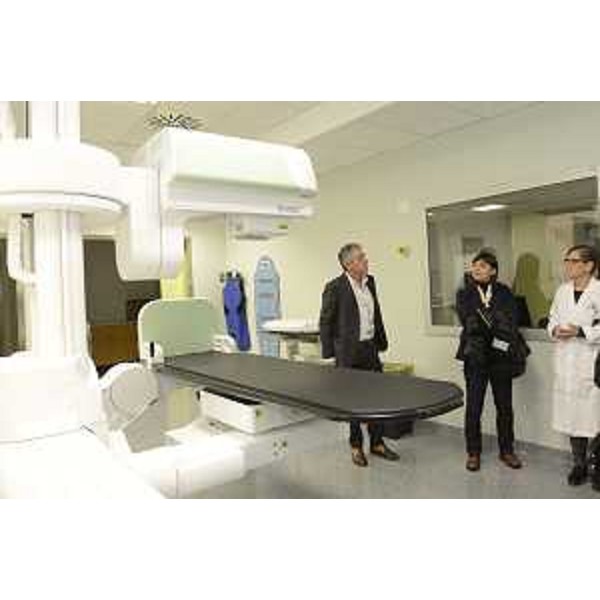 Debora Serracchiani (Presidente Regione Friuli Venezia Giulia) visita il nuovo reparto di Radiologia, con la nuova TAC, al Santa Maria della Misericordia - Udine 07/02/2015