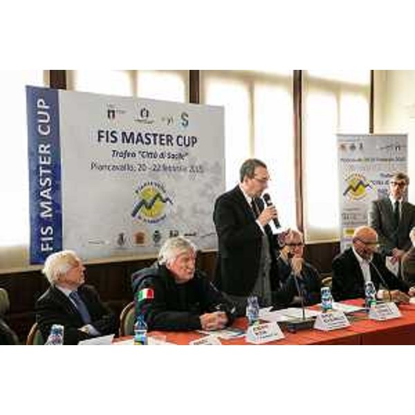 Sergio Bolzonello (Vicepresidente Regione FVG) alla presentazione della FIS Master Cup Piancavallo 2015 "Trofeo Città di Sacile" - Sacile 07/02/2015 (Foto Stefano De Zotti Cosmofoto Sacile)