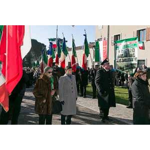 Debora Serracchiani (Presidente Regione Friuli Venezia Giulia) durante l'omaggio al Monumento ai Caduti dell'eccidio di Porzus - Faedis 08/02/2015