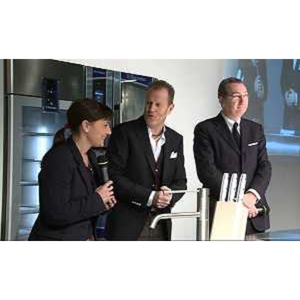 Debora Serracchiani (Presidente Regione Friuli Venezia Giulia) e Sergio Bolzonello (Vicepresidente Regione FVG e assessore Attività produttive, Commercio, Cooperazione, Risorse agricole e forestali) all'inaugurazione della Rassegna Cucinare - Fiera di Pordenone 14/02/2015
