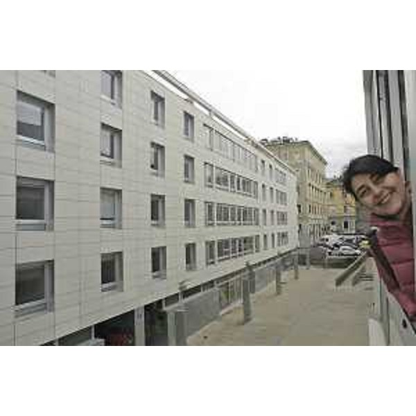 Mariagrazia Santoro (Assessore regionale Lavori pubblici) in una palazzina ATER di Largo Niccolini - Trieste 24/02/2015