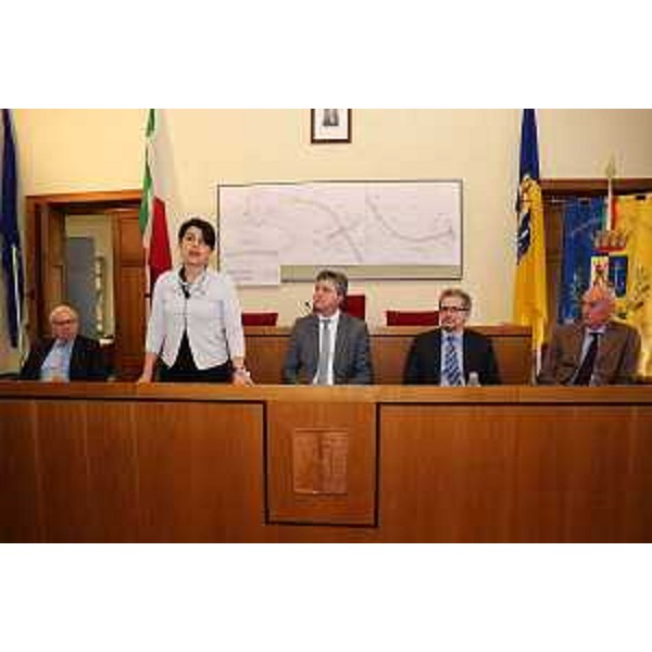 Emilio Terpin (Presidente Autovie Venete S.p.A.), Mariagrazia Santoro (Assessore regionale Infrastrutture e Mobilità), i sindaci Gianluigi Savino (Cervignano del Friuli) e Michele Tibald (Terzo di Aquileia) e Roberto Paviotti (Presidente FVG Strade), in Municipio - Cervignano del Friuli 23/02/2015 (Foto Menis)