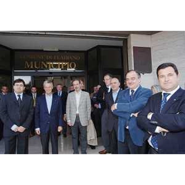 Riccardo Illy (Presidente Regione Friuli Venezia Giulia) e Franco Iacop (Assessore regionale Autonomie locali) a Flaibano all'inaugurazione della 12a edizione di "Un biel vivi", manifestazione itinerante organizzata dai Comuni, dalla Comunità collinare del Friuli e dalle Pro loco per promuovere i prodotti della collina. (Flaibano 06/10/07)