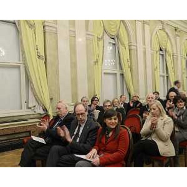 Gianni Torrenti (Assessore regionale Cultura) e Debora Serracchiani (Presidente Regione Friuli Venezia Giulia) alla prima del documentario "L'Orologio di Monaco", nel Salone Re e Regina della sede della Regione FVG in piazza Unità d'Italia - Trieste 27/02/2015