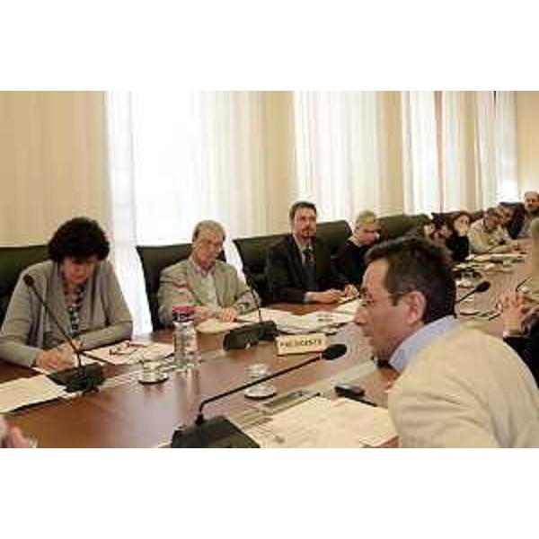 Loredana Panariti (Assessore regionale Istruzione) e Franco Codega (Presidente VI Commissione) nel corso delle audizioni su offerta formativa e dispersione scolastica in VI Commissione consiliare - Trieste 12/03/2015