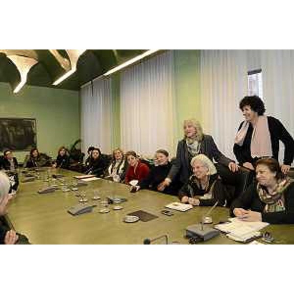 Loredana Panariti (Assessore regionale Lavoro, Formazione, Istruzione, Pari Opportunità, Politiche giovanili e Ricerca) alla riunione d'insediamento del Comitato tecnico scientifico regionale per gli "Stati generali delle Donne del FVG" - Trieste 17/03/2015