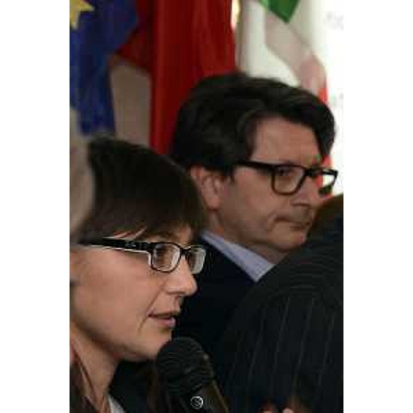 Debora Serracchiani (Presidente Regione Friuli Venezia Giulia) e Zeno D'Agostino (Commissario Autorità Portuale Trieste) alla tavola rotonda, promossa dal Propeller Club Port of Trieste, sul rigassificatore - Trieste 18/03/2015