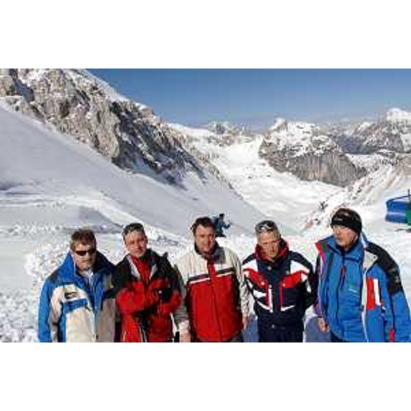 Riccardo Illy (Presidente Regione Friuli Venezia Giulia) sul monte Canin durante il sopralluogo per ribadire la comune volontà di realizzare il collegamento tra Sella Nevea e di Bovec/Plezzo. (Sella Nevea 02/04/06)
