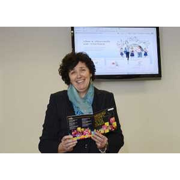 Loredana Panariti (Assessore regionale Lavoro, Formazione, Istruzione) alla presentazione di "Idee e strumenti per orientare. Supporti per la progettazione e la gestione di interventi di orientamento educativo", banca dati del portale della Regione Friuli Venezia Giulia per orientatori e insegnanti - Udine 19/03/2015