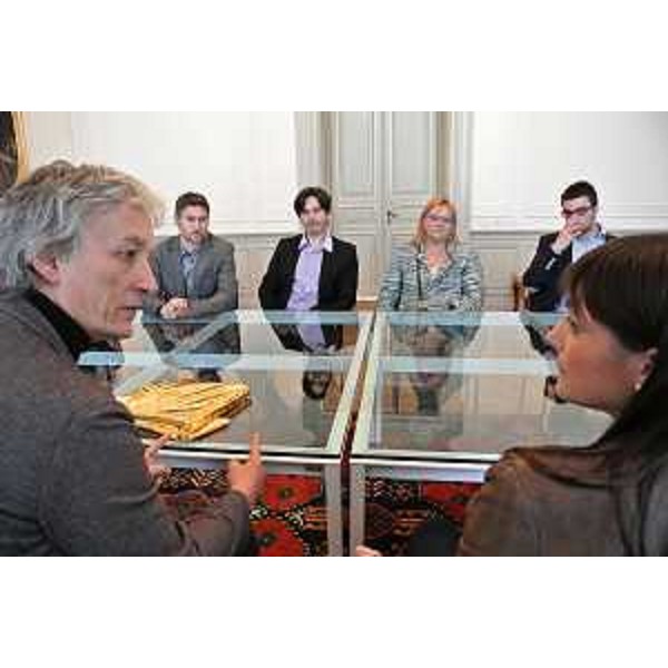 Il digital champion nazionale Riccardo Luna e Debora Serracchiani (Presidente Regione Friuli Venezia Giulia) all'incontro con la delegazione dei digital champions del Friuli Venezia Giulia - Trieste 20/03/2015