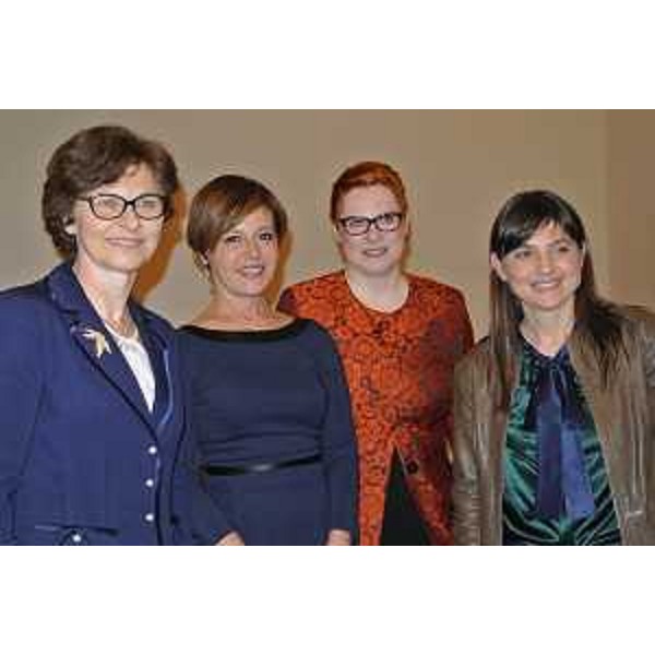 Ingrid Valentini Wanka (Consigliere Affari commerciali Ambasciata d'Austria a Padova), Sabrina Strolego (Console onorario d'Austria a Trieste), Sigrid Berka (Console generale d'Austria a Milano) e Debora Serracchiani (Presidente Regione Friuli Venezia Giulia) - Trieste 20/03/2015