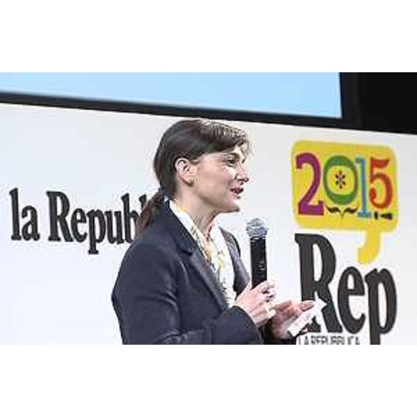 Intervento di Debora Serracchiani (Presidente Regione Friuli Venezia Giulia) ad uno degli incontri su "La libertà di tutti, culture diverse, un presente comune", promossi da "La Repubblica delle Idee" - Udine 21/03/2015