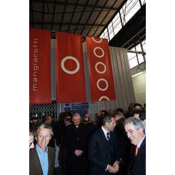 Riccardo Illy (Presidente Regione Friuli Venezia Giulia) all'inaugurazione del nuovo stabilimento Mangiarotti di Sedegliano. (Sedegliano 30/03/06)