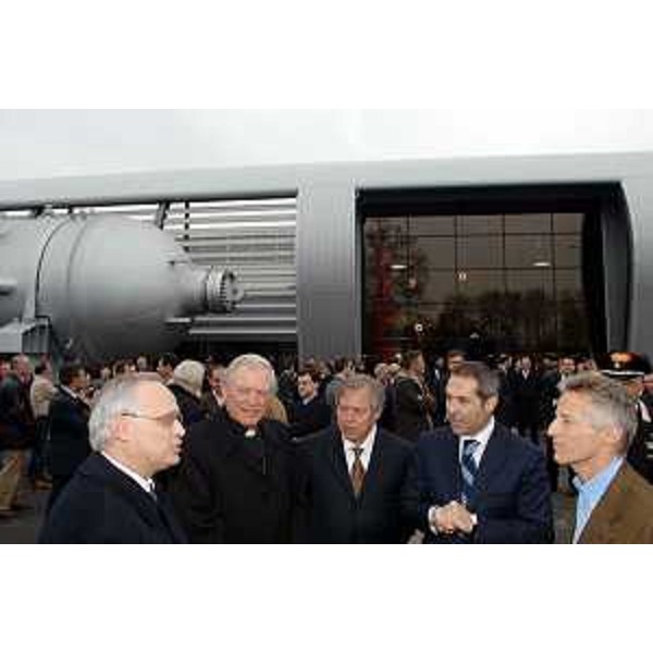 Riccardo Illy (Presidente Regione Friuli Venezia Giulia) con Monsignor Brollo all'inaugurazione del nuovo stabilimento Mangiarotti di Sedegliano. (Sedegliano 30/03/06)