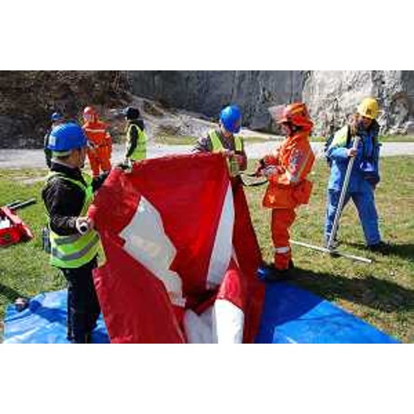Orientamento al volontariato di Protezione civile rivolto agli studenti delle scuole secondarie di secondo grado. Campo Scuola 2014