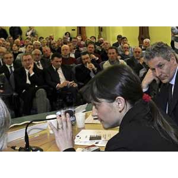 Debora Serracchiani (Presidente Regione Friuli Venezia Giulia) alla tavola rotonda "JOBS ACT e contrattazione" organizzata dalla CISL di Pordenone - Pordenone 27/03/2015