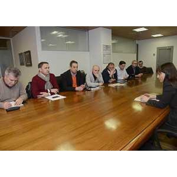 Debora Serracchiani (Presidente Regione Friuli Venezia Giulia) incontra i rappresentanti di CGIL, CISL e UIL per fare il punto sulla crisi della Cooperativa Carnica di consumo CoopCa - Udine 31/03/2015