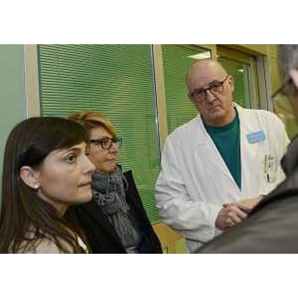 Debora Serracchiani (Presidente Regione Friuli Venezia Giulia) e Maria Sandra Telesca (Assessore regionale Salute), con Franco Pertoldi (Direttore Dipartimento Emergenza), visitano i reparti dell'Ospedale - San Daniele del Friuli 31/03/2015