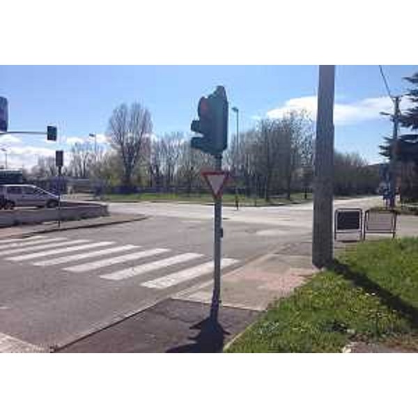 Incrocio tra via Boito e via Portorosega - Monfalcone 07/04/2015