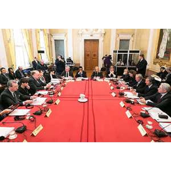 Karl Viktor Erjavec (Vicepremier e ministro Affari Esteri Repubblica di Slovenia) e Debora Serracchiani (Presidente Regione Friuli Venezia Giulia) alla prima riunione del nuovo Comitato congiunto Friuli Venezia Giulia-Slovenia - Trieste 07/04/2015