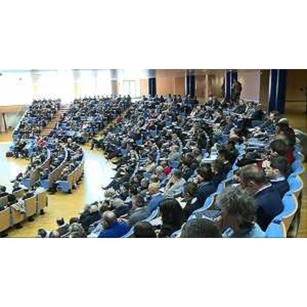 Platea al seminario "Recupero, riqualificazione o riuso del patrimonio immobiliare privato", nell'Auditorium della Regione FVG - Udine 08/04/2015
