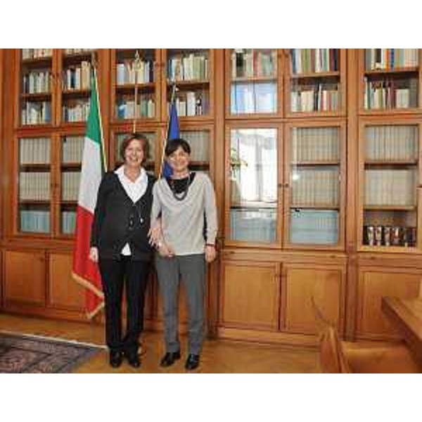 Beatrice Lorenzin (Ministro Salute) e Debora Serracchiani (Presidente Regione Friuli Venezia Giulia) - Roma 09/04/2015