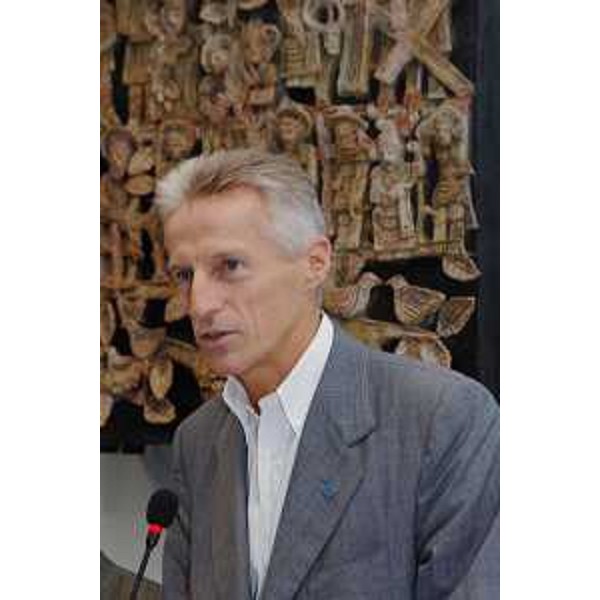 Riccardo Illy (Presidente Regione Friuli Venezia Giulia) nel corso dei lavori della Giunta regionale riunita a San Pietro al Natisone. (San Pietro al Natisone 12/10/07)