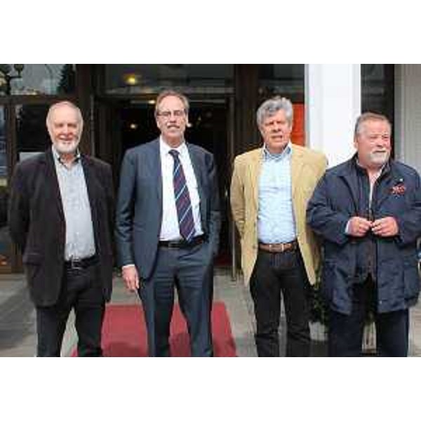 Gianni Torrenti (Assessore regionale Cultura) al Kulturni Dom con il direttore Igor Komel, il presidente della SKGZ Rudi Pavsic e Igor Princic della Società sportiva Dom - Gorizia 16/04/2015 (Foto Pierluigi Bumbaca)