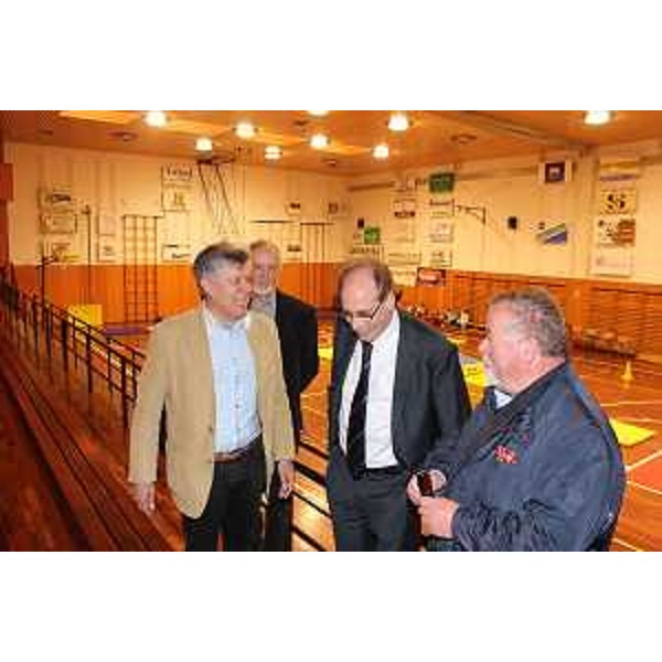Gianni Torrenti (Assessore regionale Cultura) al Kulturni Dom con il direttore Igor Komel, il presidente della SKGZ Rudi Pavsic e Igor Princic della Società sportiva Dom - Gorizia 16/04/2015 (Foto Pierluigi Bumbaca)